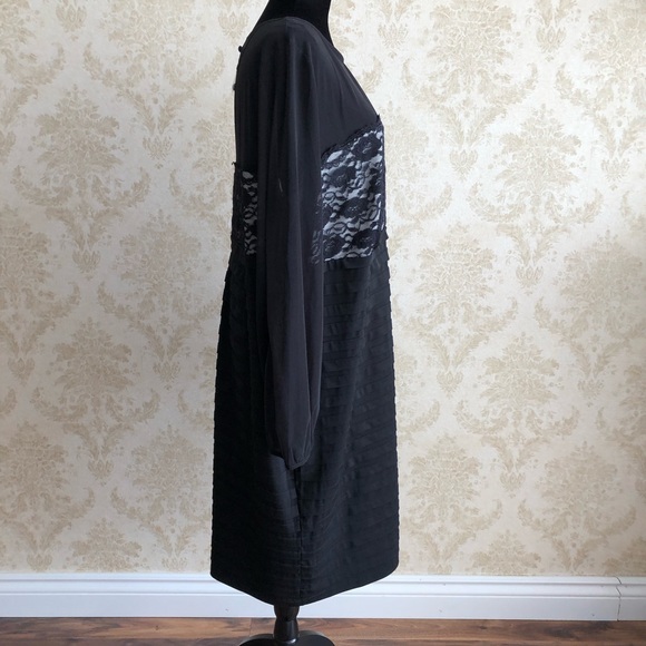 BNWT Laura Plus dress - Picture 3 of 9